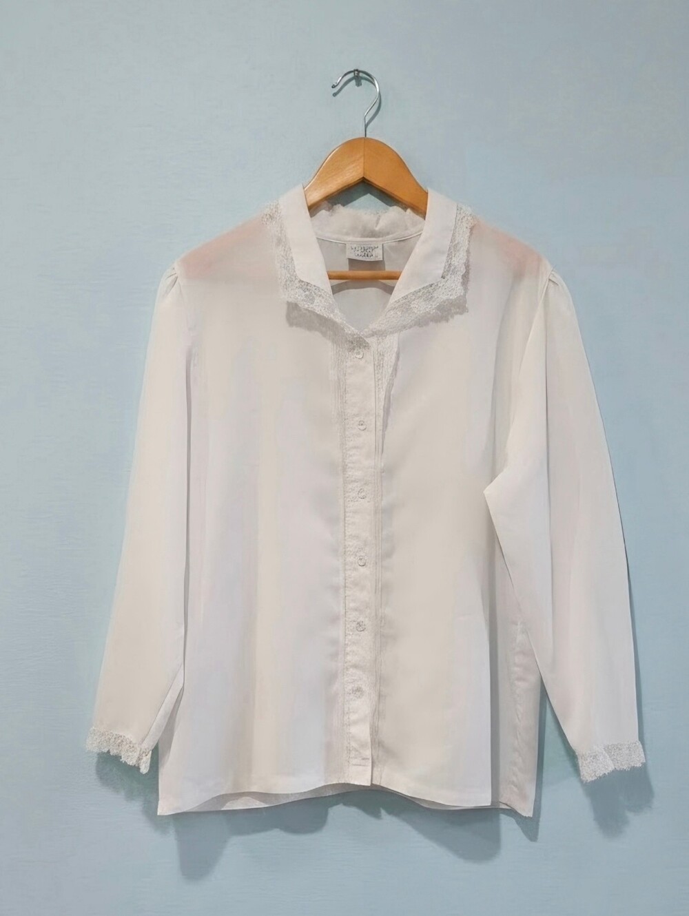 Classic Lace-Trim Button-Down Shirt in White